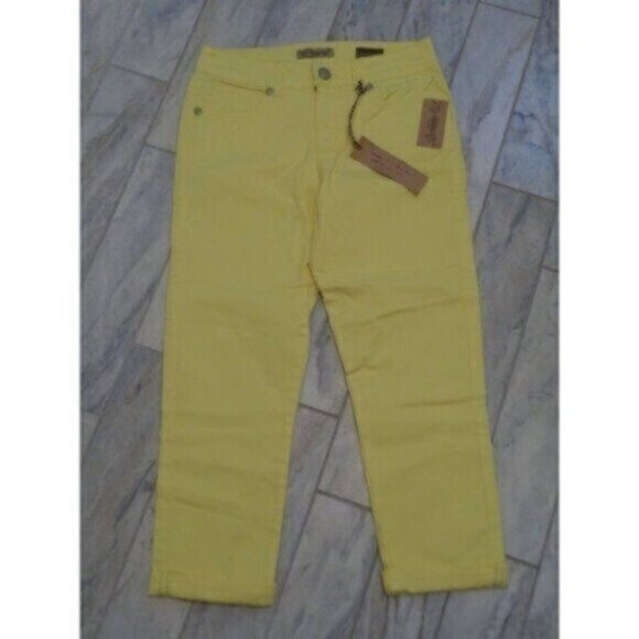 NWT Nine West women's size 4 (27) yellow Vintage Boho Cuff Capri Jeans MSRP $60 - Picture 1 of 8